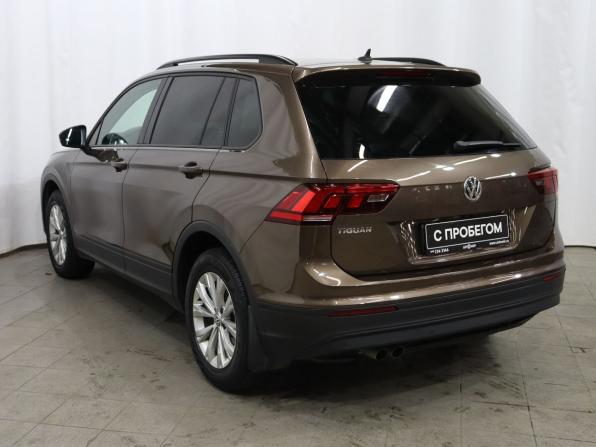 Volkswagen Tiguan II с пробегом 2019 года, цена 2 219 000 рублей, 121460 км, внедорожник, Автокод Объявления