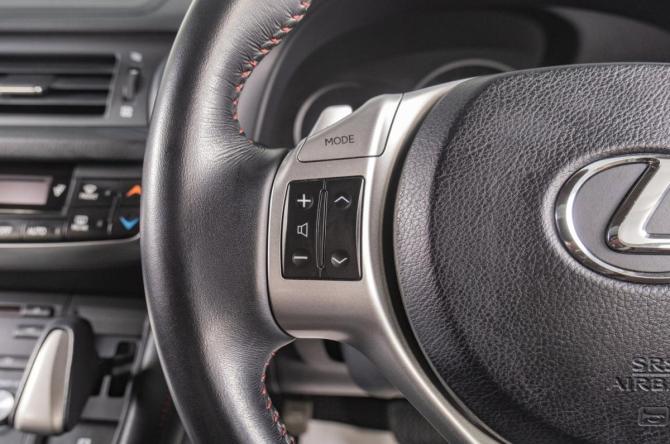 Lexus CT I с пробегом 2013 года, цена 1 649 000 рублей, 99400 км, хэтчбек, Автокод Объявления