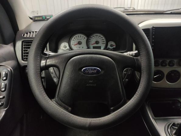 Ford Maverick III с пробегом 2005 года, цена 550 000 рублей, 320790 км, внедорожник, Автокод Объявления