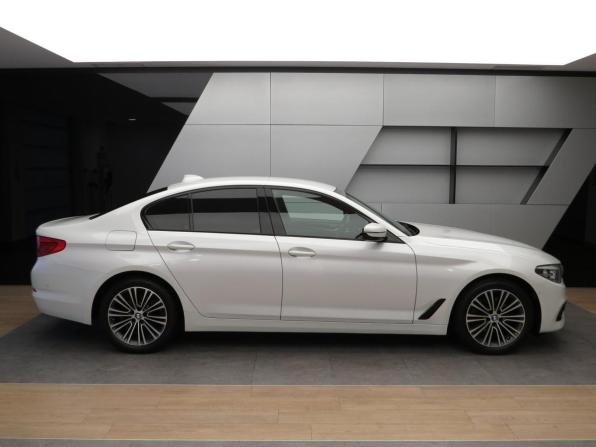 BMW 5 серии VII (G30/G31/G38) с пробегом 2020 года, цена 3 715 000 рублей, 119000 км, седан, Автокод Объявления
