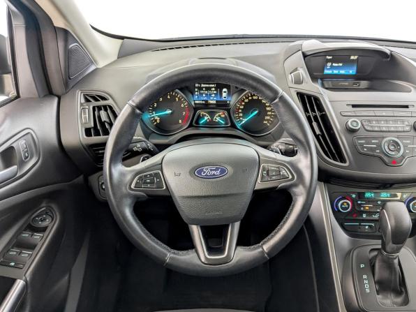 Ford Kuga II Рестайлинг с пробегом 2018 года, цена 1 675 000 рублей, 99314 км, внедорожник, Автокод Объявления