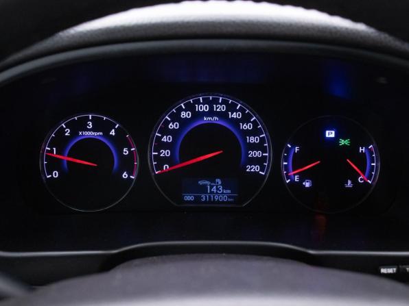 Hyundai Santa Fe II Рестайлинг с пробегом 2011 года, цена 1 225 000 рублей, 311695 км, внедорожник, Автокод Объявления