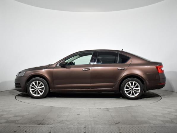 Skoda Octavia III (A7) Рестайлинг с пробегом 2017 года, цена 968 790 рублей, 320774 км, лифтбек, Автокод Объявления