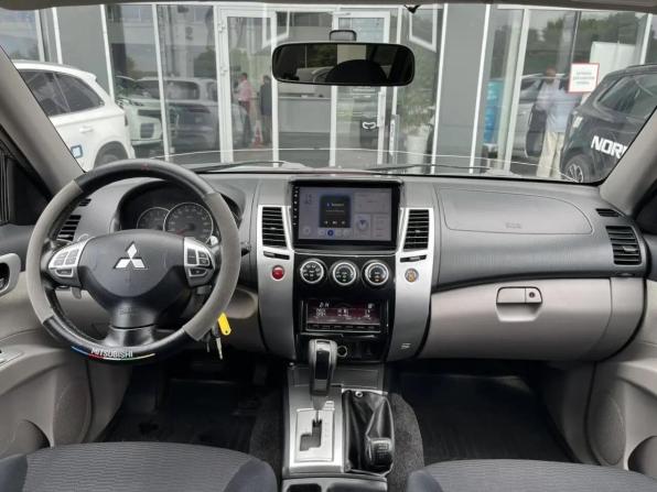 Mitsubishi Pajero Sport II с пробегом 2013 года, цена 1 320 000 рублей, 295327 км, внедорожник, Автокод Объявления