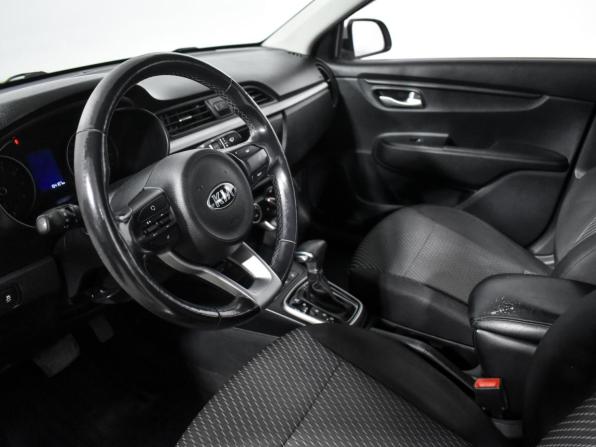 Kia Rio IV с пробегом 2018 года, цена 1 485 000 рублей, 154106 км, седан, Автокод Объявления