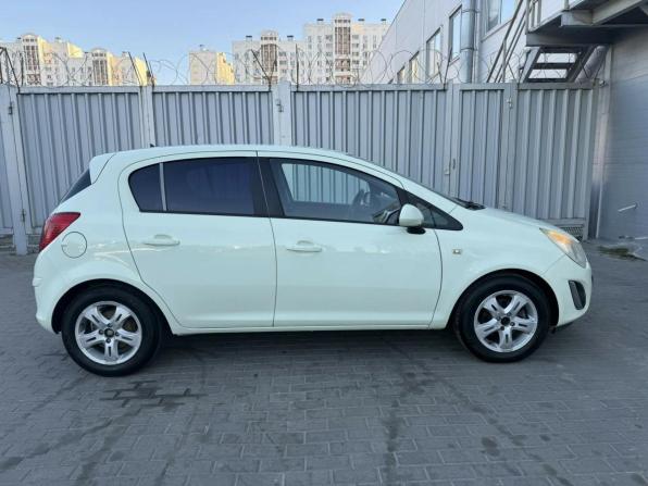 Opel Corsa D Рестайлинг II с пробегом 2012 года, цена 689 000 рублей, 94500 км, хэтчбек, Автокод Объявления