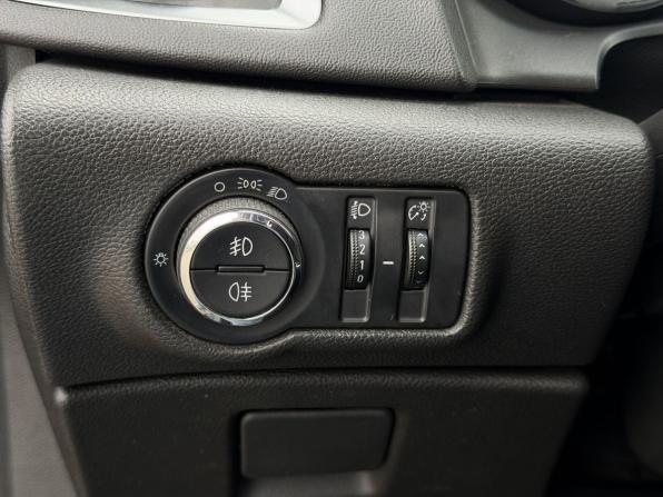 Opel Astra J Рестайлинг с пробегом 2013 года, цена 790 000 рублей, 216530 км, седан, Автокод Объявления