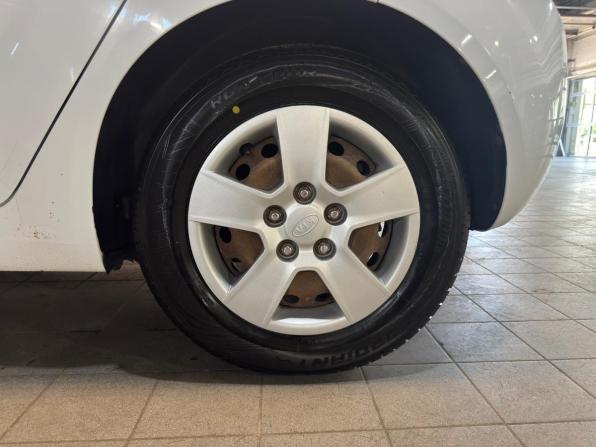 Kia Venga I с пробегом 2012 года, цена 799 000 рублей, 145629 км, минивэн, Автокод Объявления