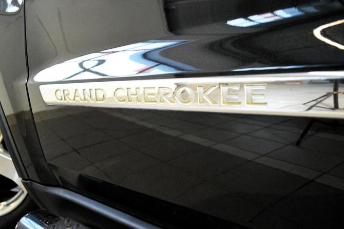 Jeep Grand Cherokee IV (WK2) с пробегом 2012 года, цена 1 825 000 рублей, 206298 км, внедорожник, Автокод Объявления