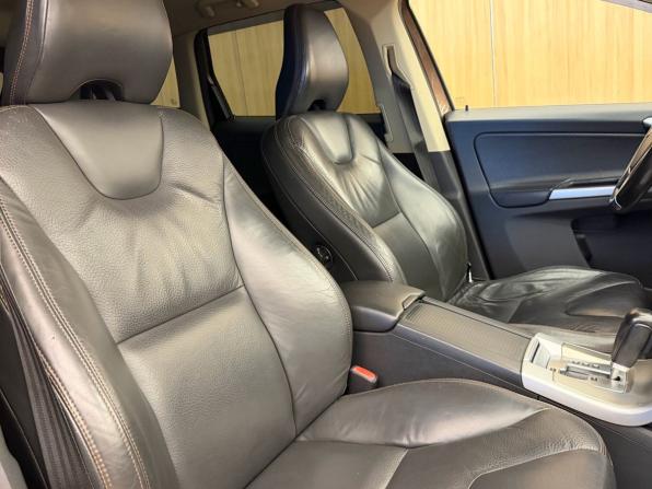 Volvo XC60 I с пробегом 2011 года, цена 1 200 000 рублей, 217000 км, внедорожник, Автокод Объявления