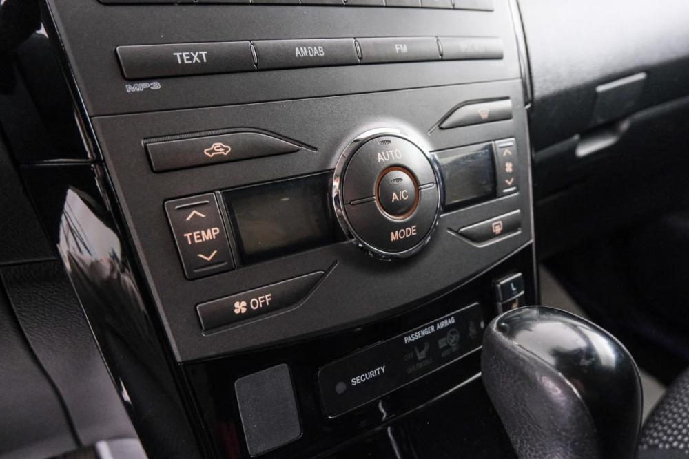 Toyota Corolla X (E140 E150) Рестайлинг Красноярск  - изображение 15