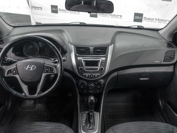 Hyundai Solaris I Рестайлинг с пробегом 2015 года, цена 879 900 рублей, 225307 км, седан, Автокод Объявления