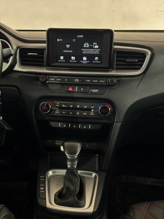 Kia Ceed III с пробегом 2019 года, цена 1 730 000 рублей, 126834 км, хэтчбек, Автокод Объявления