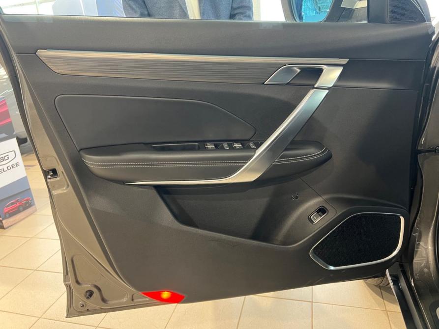 Geely Atlas Pro Москва  - изображение 12