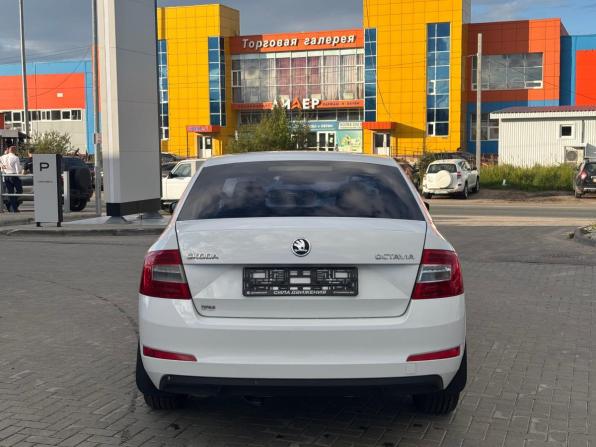 Skoda Octavia III (A7) с пробегом 2015 года, цена 1 360 000 рублей, 152256 км, лифтбек, Автокод Объявления