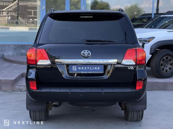 Toyota Land Cruiser 200 Series Рестайлинг 1 с пробегом 2012 года, цена 4 490 000 рублей, 181700 км, внедорожник, Автокод Объявления