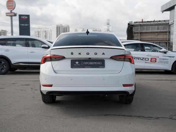 Skoda Octavia IV (A8) с пробегом 2020 года, цена 1 990 000 рублей, 132854 км, лифтбек, Автокод Объявления
