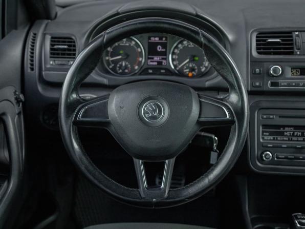 Skoda Fabia II Рестайлинг с пробегом 2013 года, цена 890 000 рублей, 126528 км, хэтчбек, Автокод Объявления