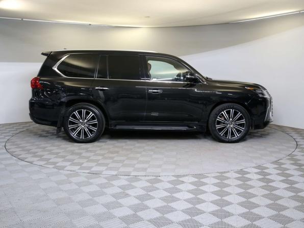 Lexus LX III Рестайлинг 2 с пробегом 2020 года, цена 10 500 000 рублей, 106000 км, внедорожник, Автокод Объявления