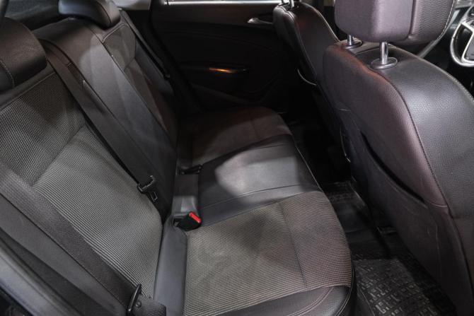 Opel Astra J с пробегом 2011 года, цена 599 000 рублей, 182300 км, хэтчбек, Автокод Объявления
