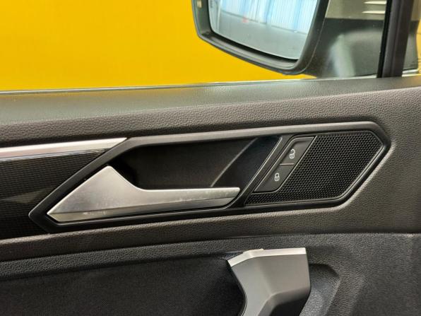 Volkswagen Tiguan II с пробегом 2020 года, цена 2 599 000 рублей, 108000 км, внедорожник, Автокод Объявления