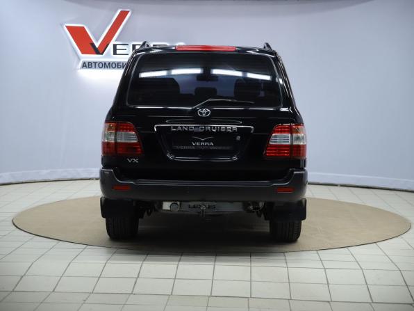 Toyota Land Cruiser 100 Series Рестайлинг 2 с пробегом 2006 года, цена 2 490 000 рублей, 394496 км, внедорожник, Автокод Объявления