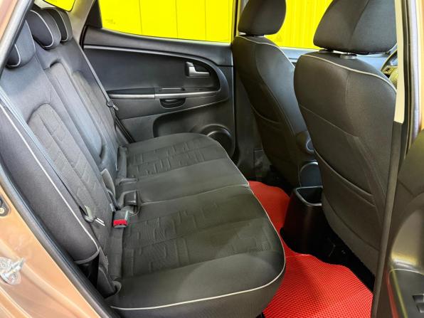 Kia Venga I с пробегом 2012 года, цена 949 000 рублей, 150000 км, минивэн, Автокод Объявления