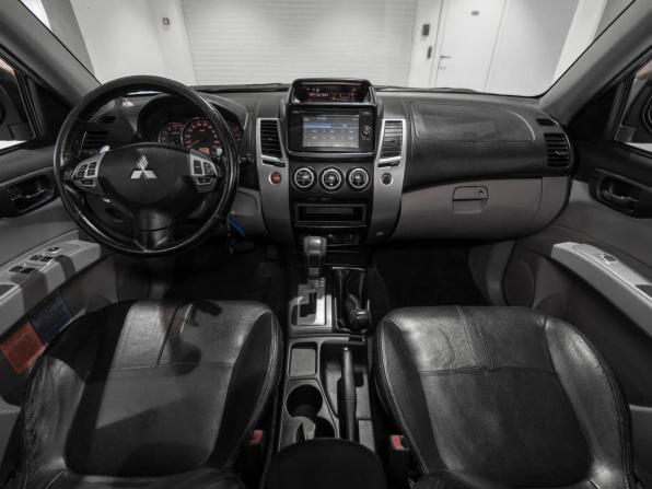 Mitsubishi Pajero Sport II Рестайлинг с пробегом 2014 года, цена 1 630 000 рублей, 198551 км, внедорожник, Автокод Объявления