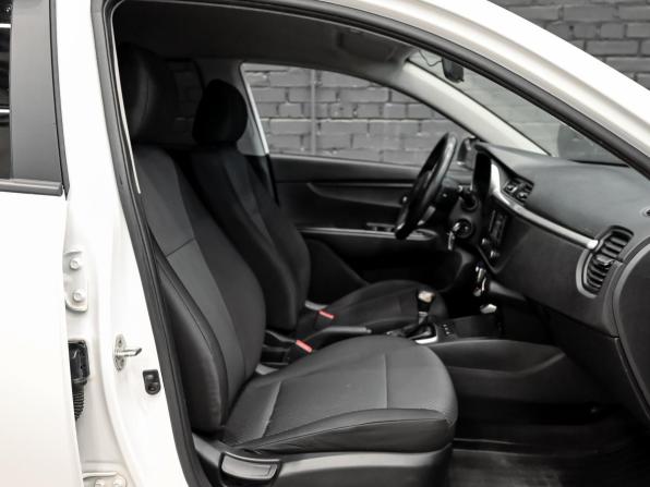 Kia Rio IV Рестайлинг с пробегом 2021 года, цена 1 300 000 рублей, 171438 км, седан, Автокод Объявления