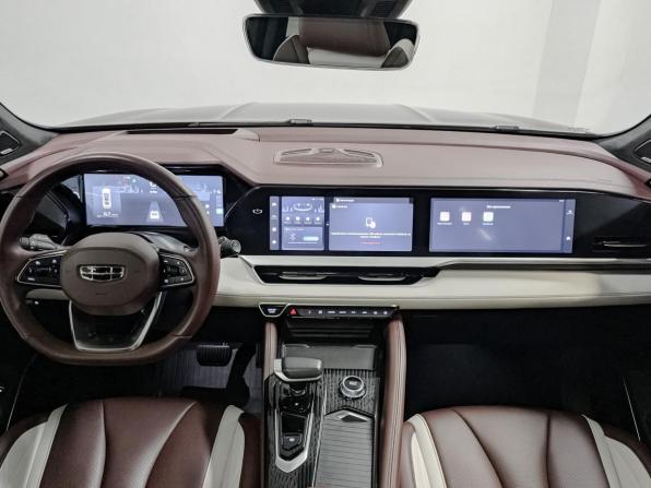 Geely Monjaro I с пробегом 2023 года, цена 3 250 000 рублей, 37140 км, внедорожник, Автокод Объявления