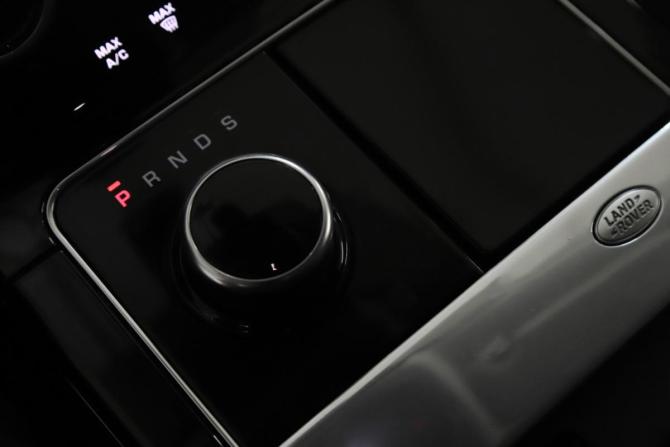 Land Rover Range Rover Velar I с пробегом 2018 года, цена 2 888 000 рублей, 160932 км, внедорожник, Автокод Объявления