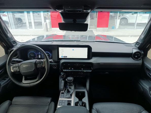 Toyota Land Cruiser Prado 250 Series с пробегом 2024 года, цена 10 900 000 рублей, 30987 км, внедорожник, Автокод Объявления