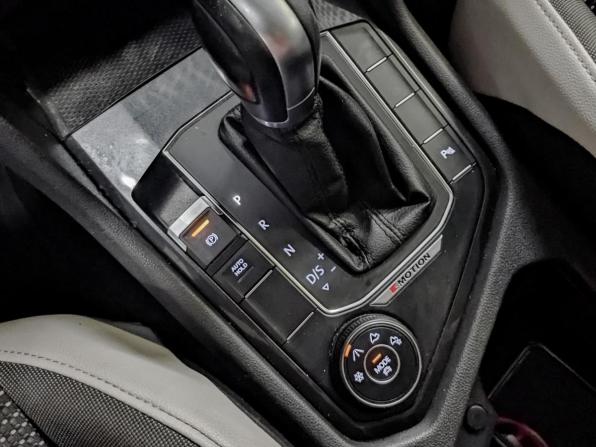 Volkswagen Tiguan II с пробегом 2019 года, цена 2 190 000 рублей, 134997 км, внедорожник, Автокод Объявления