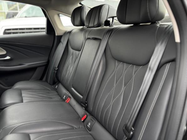 Chery Arrizo 8 с пробегом 2023 года, цена 1 995 000 рублей, 65829 км, седан, Автокод Объявления