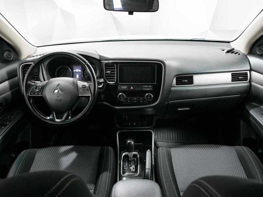 Mitsubishi Outlander III Рестайлинг 2 Ульяновск  - изображение 11