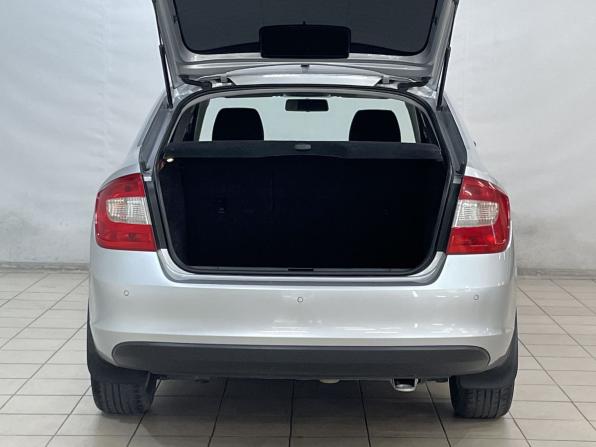 Skoda Rapid I с пробегом 2014 года, цена 780 000 рублей, 307499 км, лифтбек, Автокод Объявления