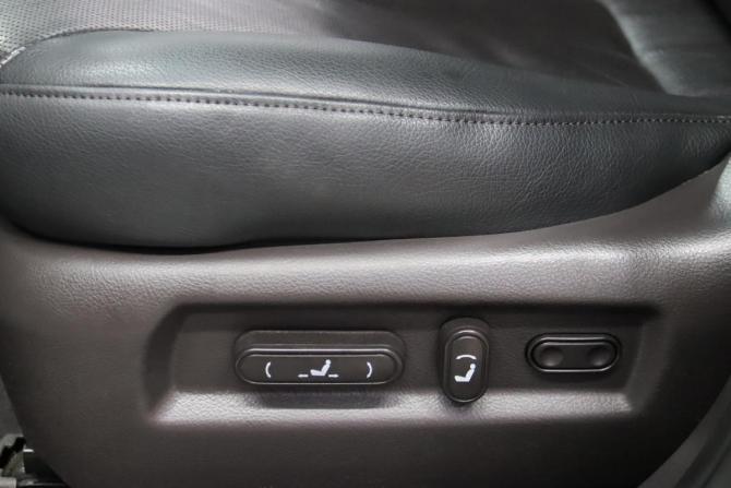 Hyundai Santa Fe II Рестайлинг с пробегом 2011 года, цена 1 395 950 рублей, 179741 км, внедорожник, Автокод Объявления