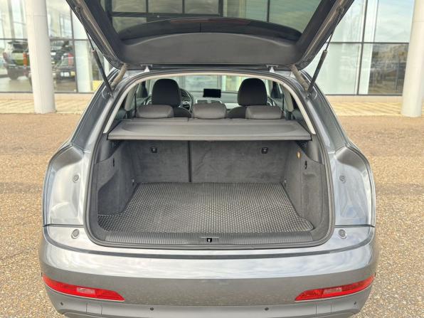 Audi Q3 I (8U) с пробегом 2013 года, цена 1 295 000 рублей, 175725 км, внедорожник, Автокод Объявления