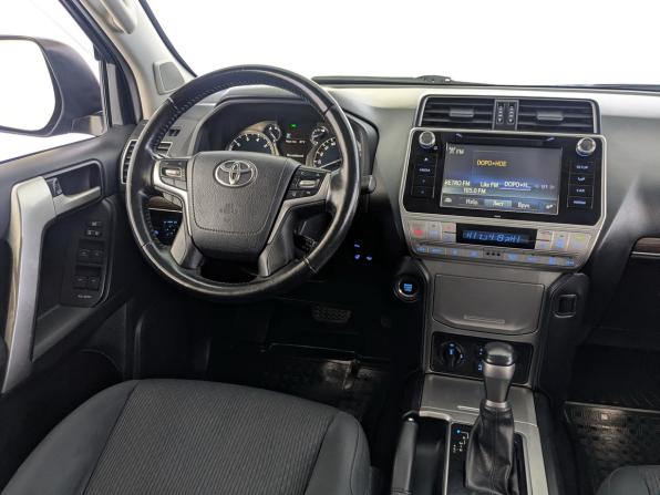 Toyota Land Cruiser Prado 150 Series Рестайлинг 2 с пробегом 2018 года, цена 4 556 500 рублей, 187476 км, внедорожник, Автокод Объявления