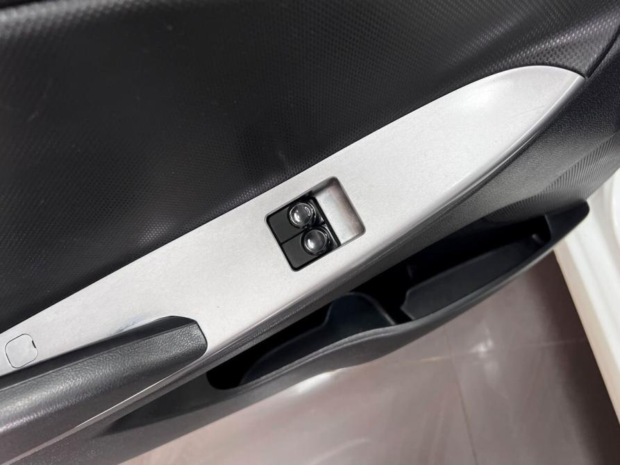 Hyundai Solaris I Рестайлинг Тверь  - изображение 9