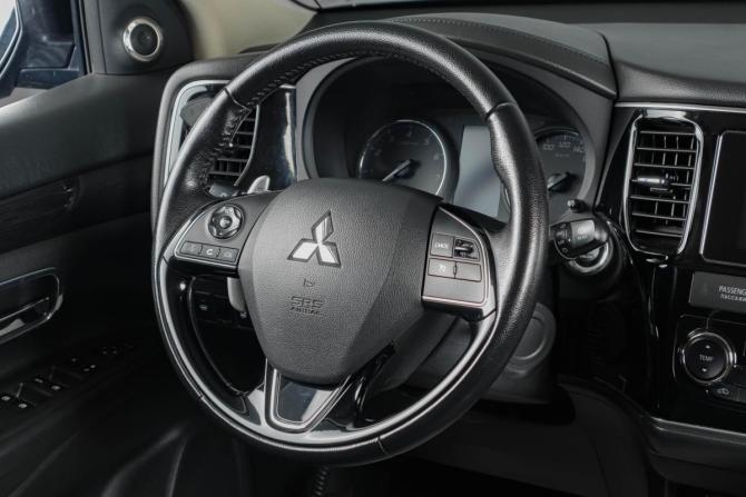 Mitsubishi Outlander III Рестайлинг 2 с пробегом 2018 года, цена 2 549 000 рублей, 88080 км, внедорожник, Автокод Объявления