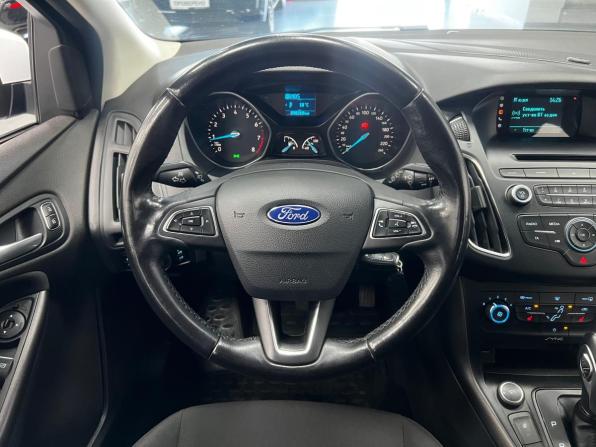 Ford Focus III Рестайлинг с пробегом 2015 года, цена 1 130 000 рублей, 98246 км, хэтчбек, Автокод Объявления