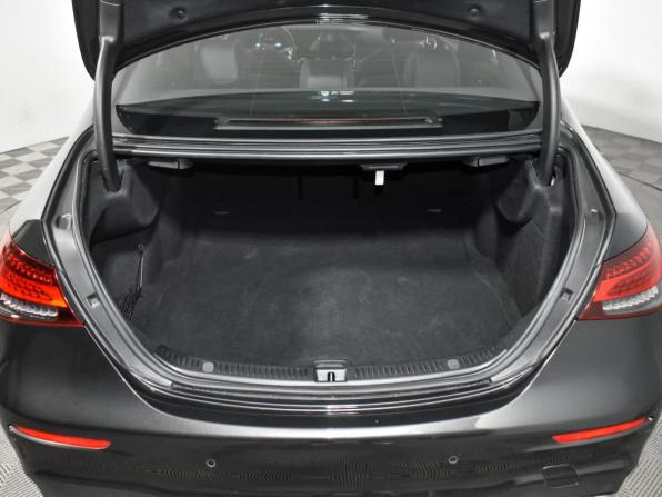 Mercedes-Benz E-Класс V (W213 S213 C238) Рестайлинг с пробегом 2021 года, цена 4 935 000 рублей, 36016 км, седан, Автокод Объявления