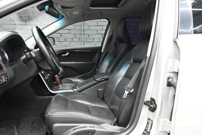 Volvo XC70 II с пробегом 2011 года, цена 1 690 000 рублей, 256553 км, универсал, Автокод Объявления