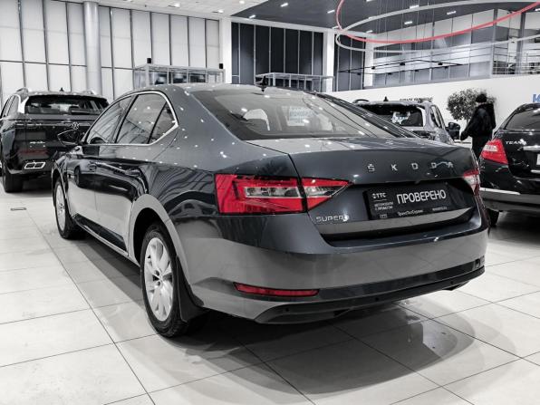 Skoda Superb III Рестайлинг с пробегом 2021 года, цена 2 350 000 рублей, 102600 км, лифтбек, Автокод Объявления