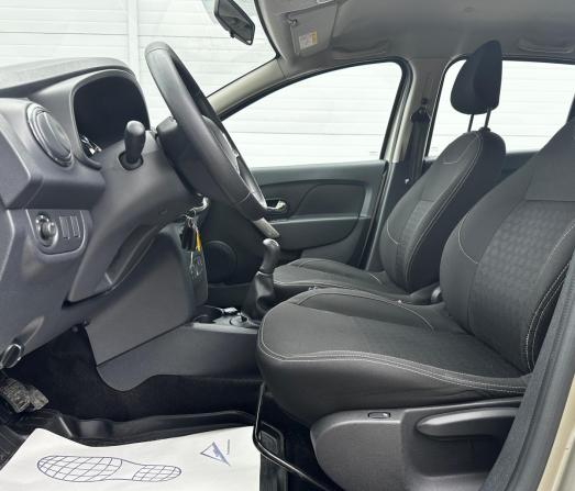 Renault Sandero II Рестайлинг с пробегом 2020 года, цена 1 240 000 рублей, 107526 км, хэтчбек, Автокод Объявления