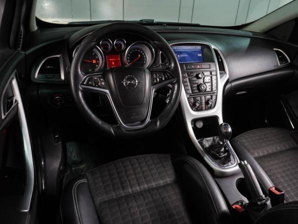 Opel Astra J Рестайлинг с пробегом 2012 года, цена 799 000 рублей, 228733 км, хэтчбек, Автокод Объявления
