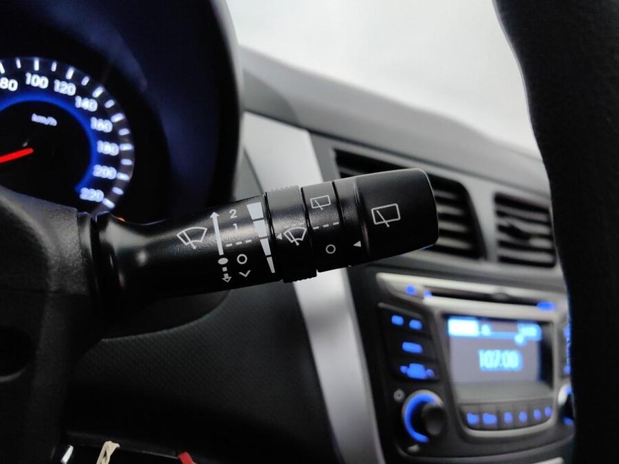 Hyundai Solaris I Рестайлинг Подольск  - изображение 20