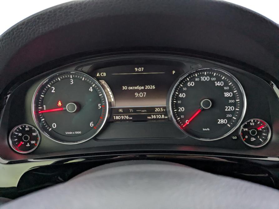 Volkswagen Touareg II Рестайлинг Москва  - изображение 13