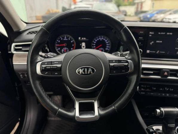 Kia K5 III с пробегом 2021 года, цена 2 225 000 рублей, 122707 км, седан, Автокод Объявления